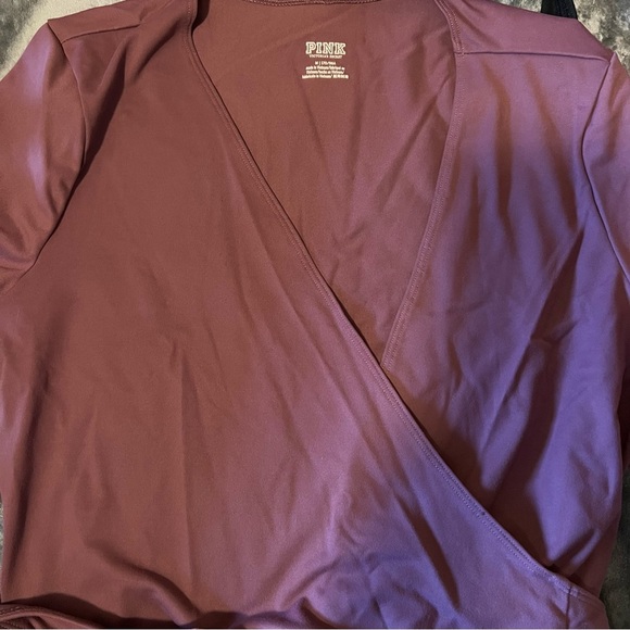 Victoria’s Secret PINK — purple short sleeve wrap top size medium - Picture 5 of 7